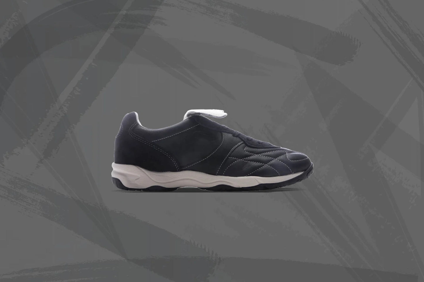 King Indoor Icons Puma Black Frosted Ivory