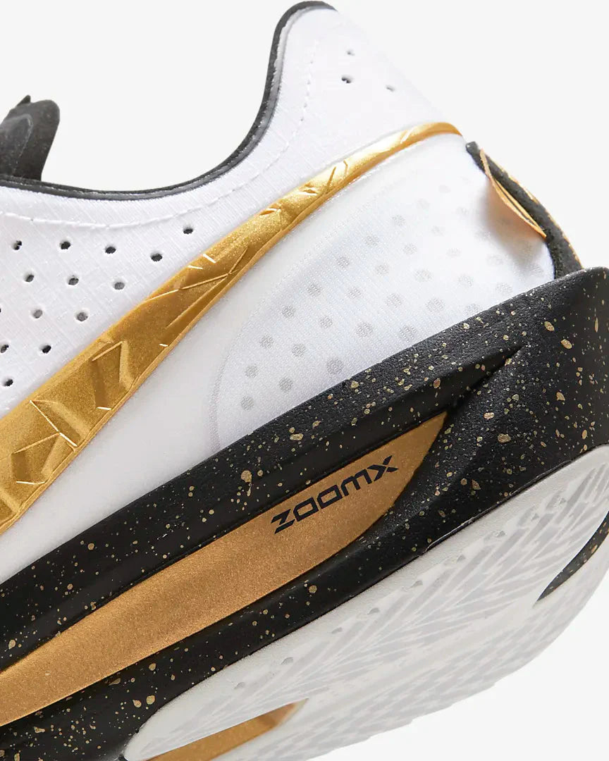 Tênis Nike GT Cut 3 Gold White