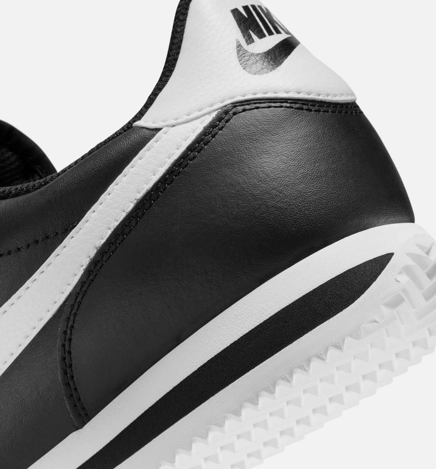 Cortez Leather Mens Lifestyle Shoe Black White
