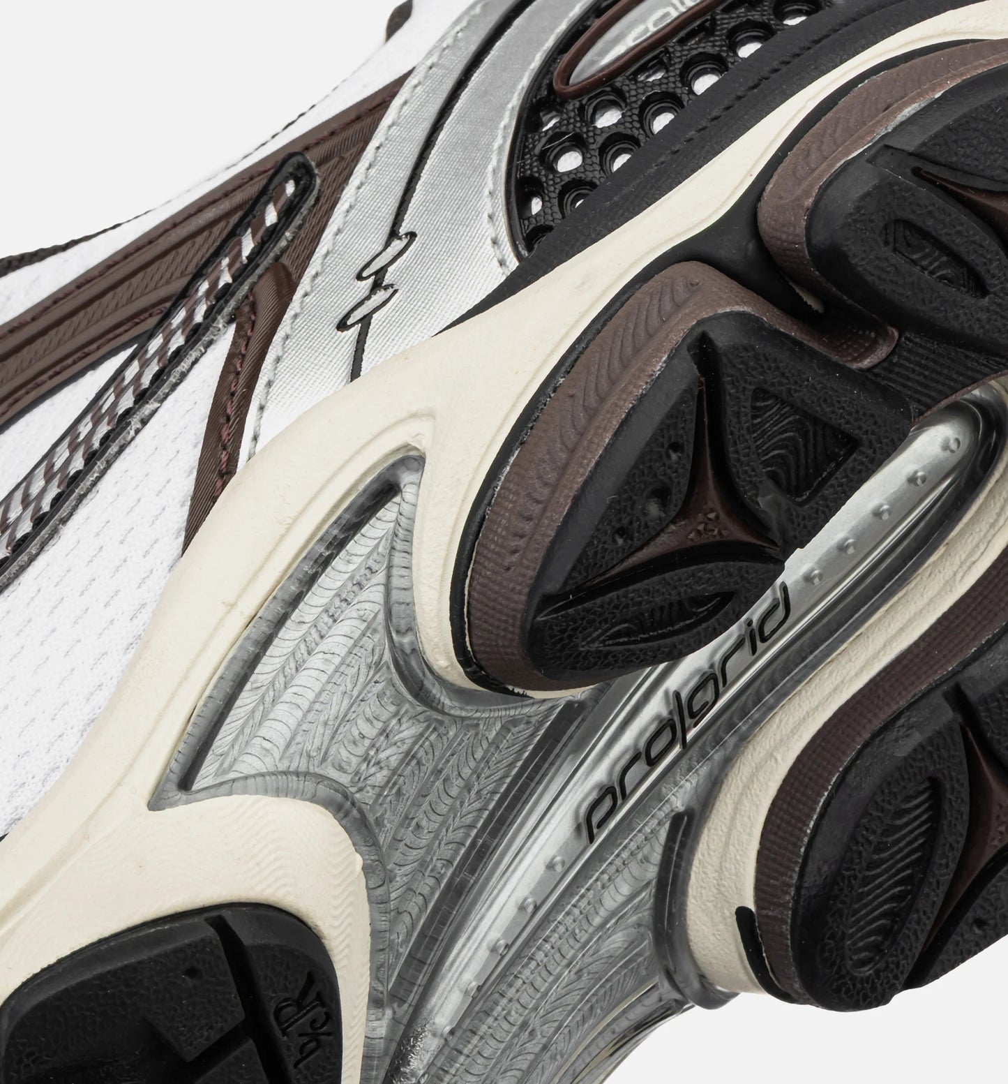 ProGrid Triumph 4 Mens Lifestyle Shoe White Silver Brown