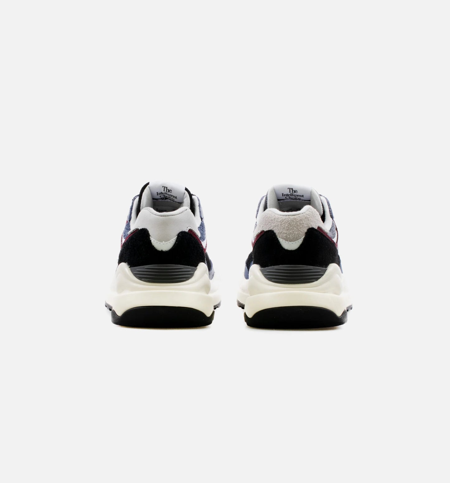 57 40 Mens Lifestyle Shoe Black White