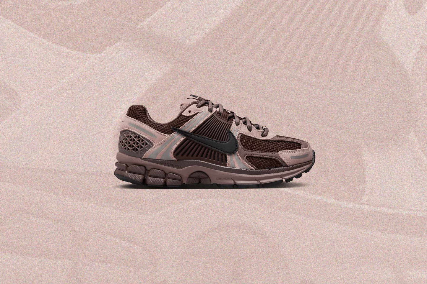 Womens Zoom Vomero 5 Plum Eclipse Black Pink Oxford