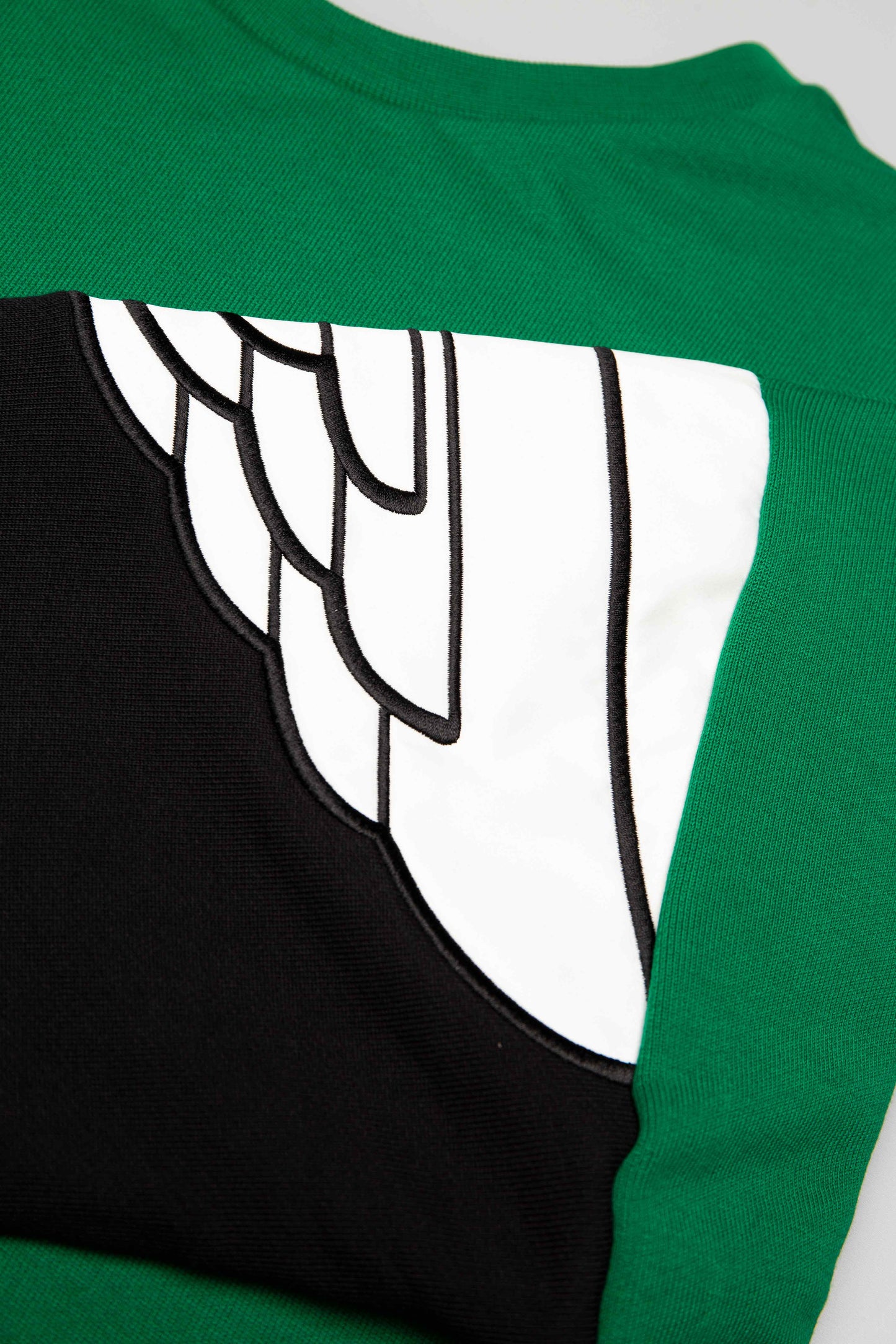 Air Jordan Wings Classic Mens Crew Shirt Pinke Green Black Ivory