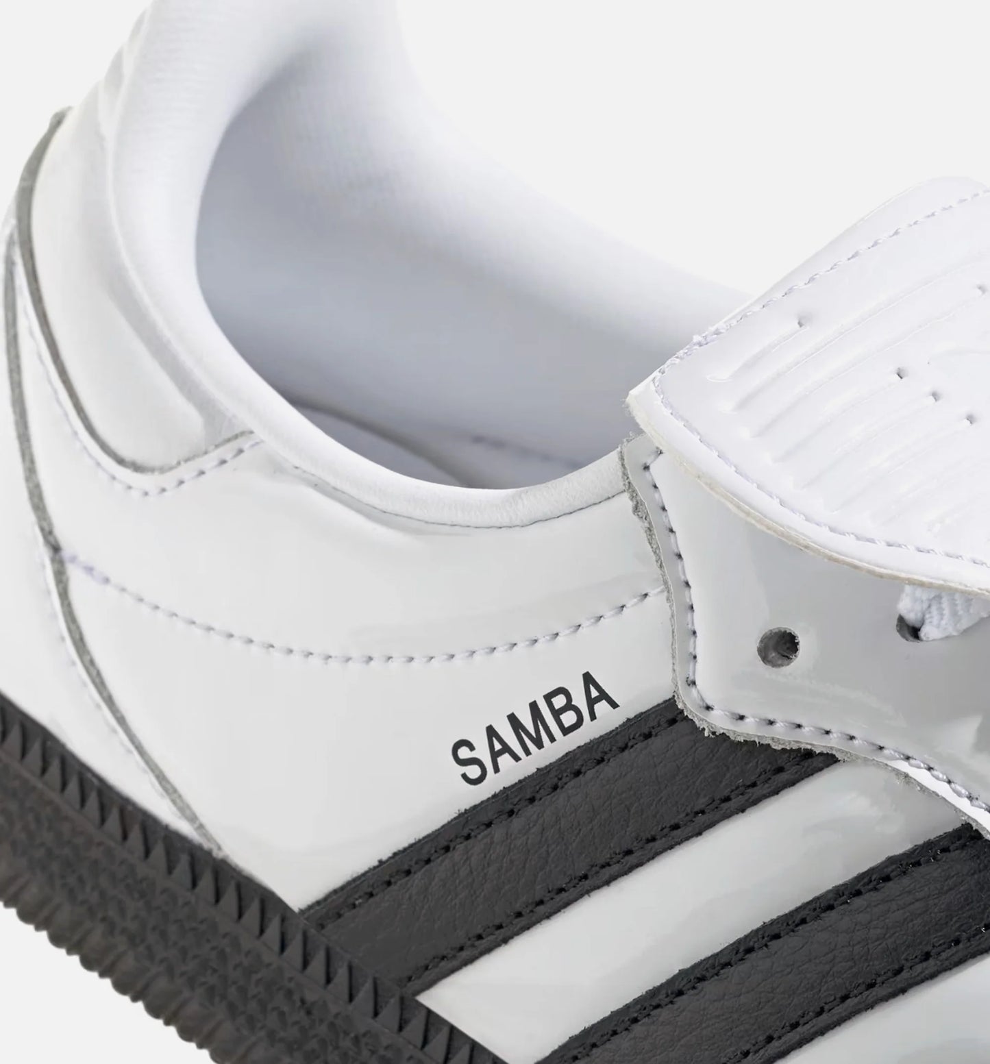 Samba Long Tongue Womens Lifestyle Shoe Core Black Cloud White