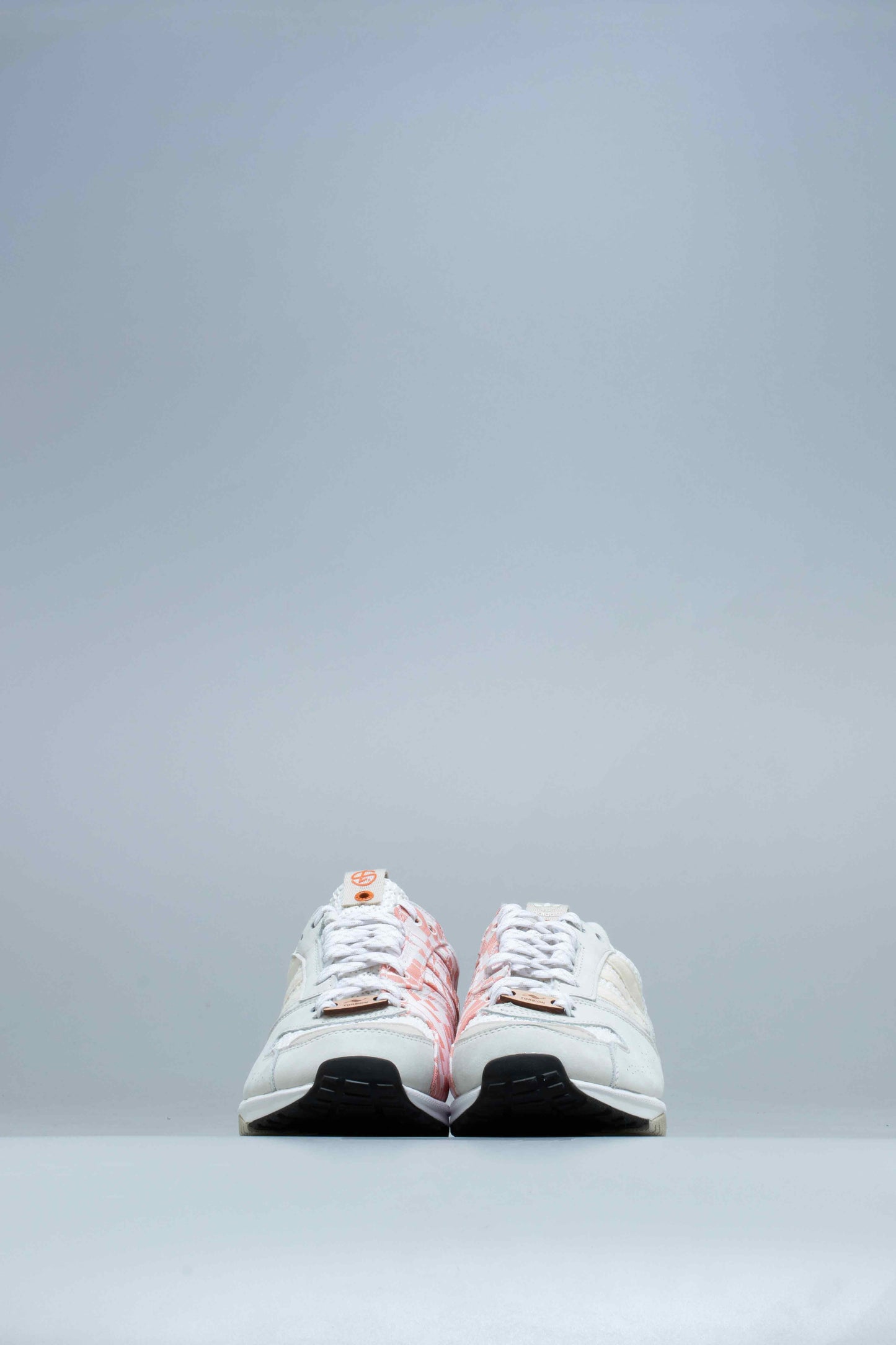 Shelflife X adidas Consortium ZX 4000 Mens Running Shoe White Tan Orange
