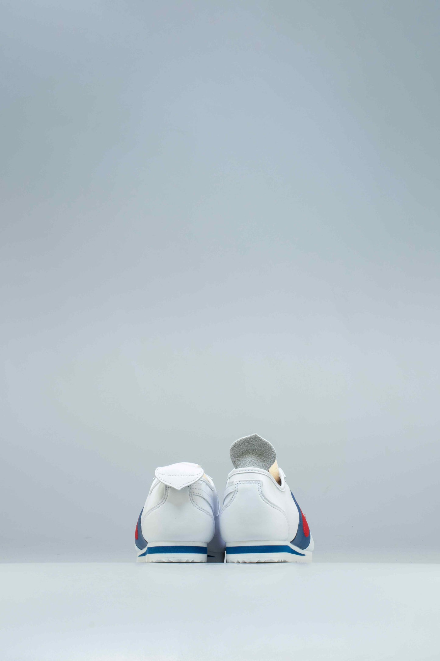 Cortez 72 SD Mens Lifestyle Shoe White Blue Red