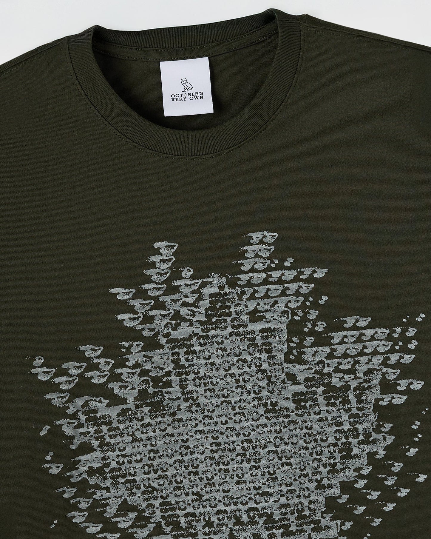 Digi Leaf Tee Black Resin