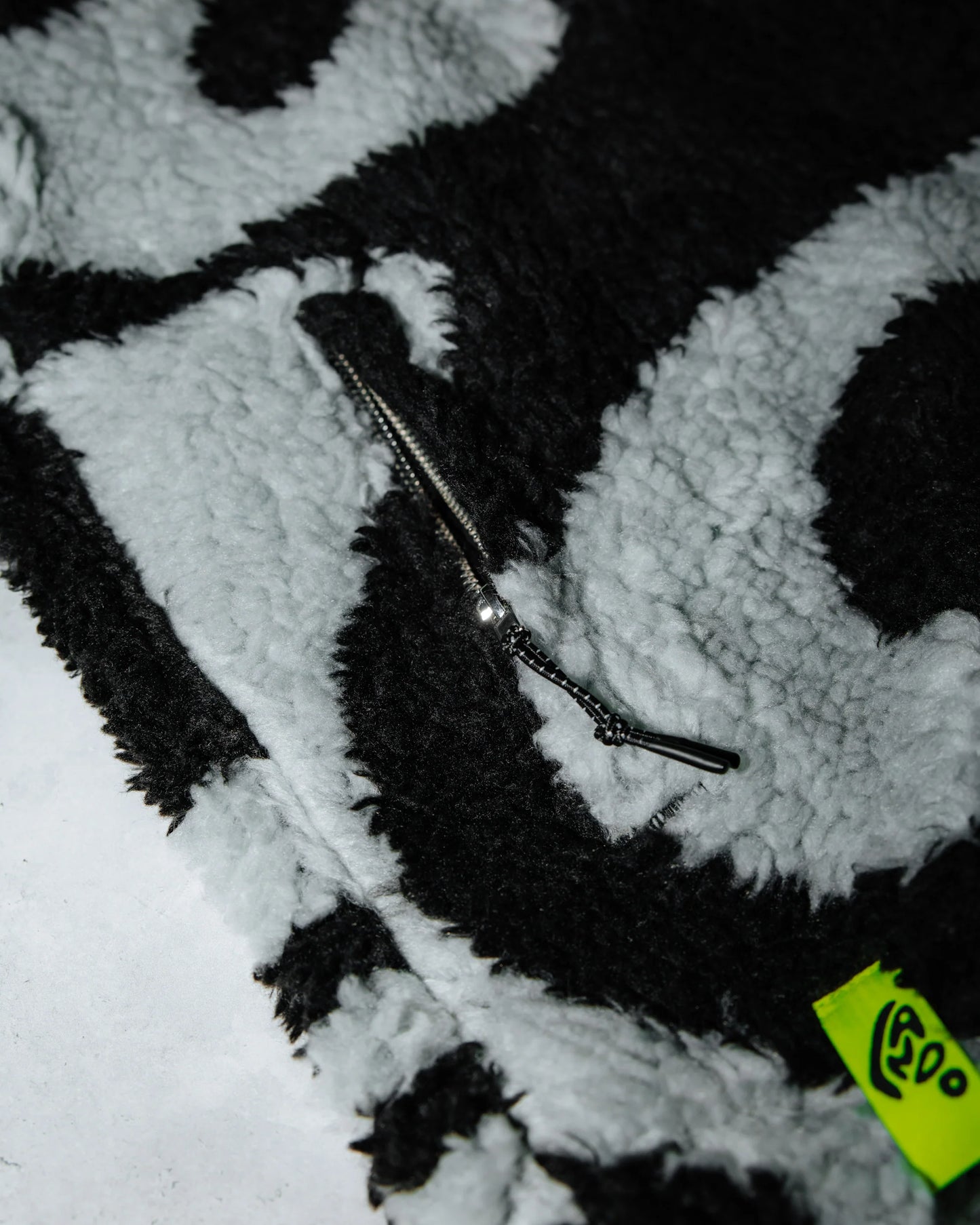 LN1 BLOB FLEECE