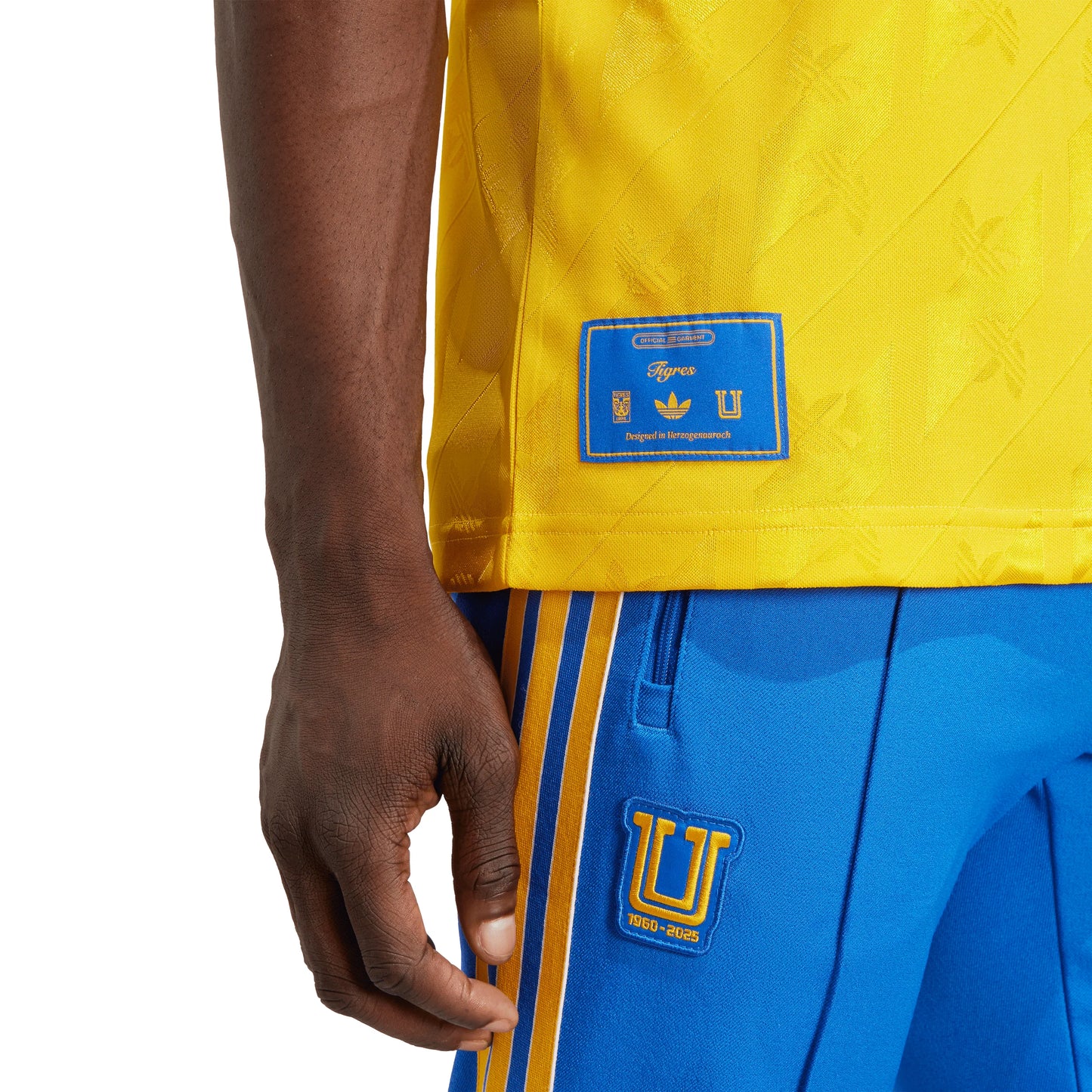 adidas Mens Tigres UANL Anniversary Soccer Jersey 25 Gold