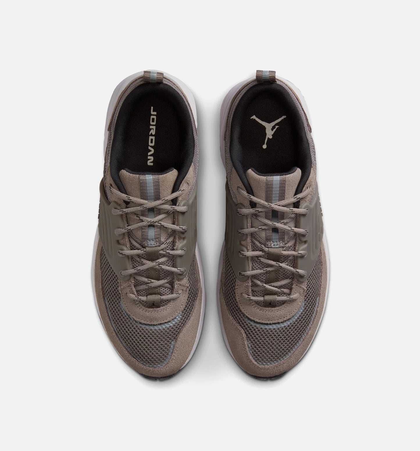 Air Jordan Trunner Mens Lifestyle Shoe Cave Stone Ridgerock Moon Particle Black