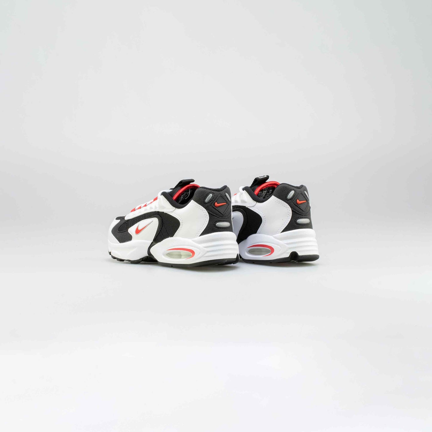 Air Max Triax Mens Lifestyle Shoe White Black Red