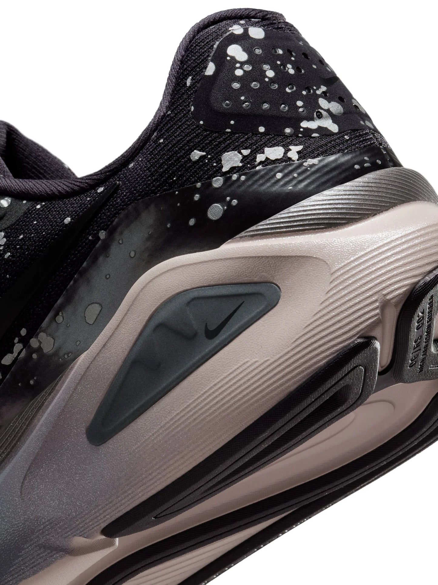 Nike Air Zoom Structure 26 Womens Shoes