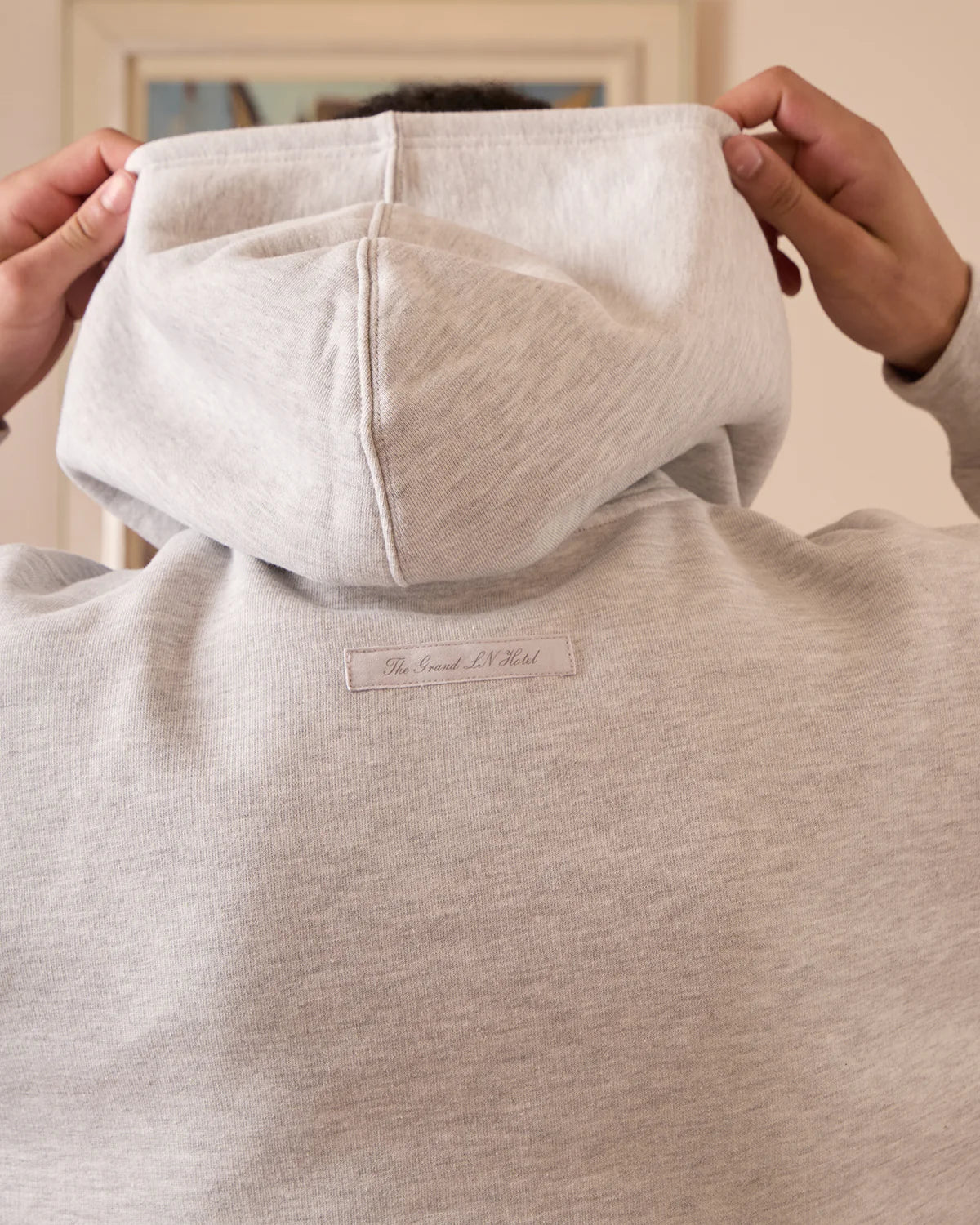 THE SUITE HOODIE JOGGER