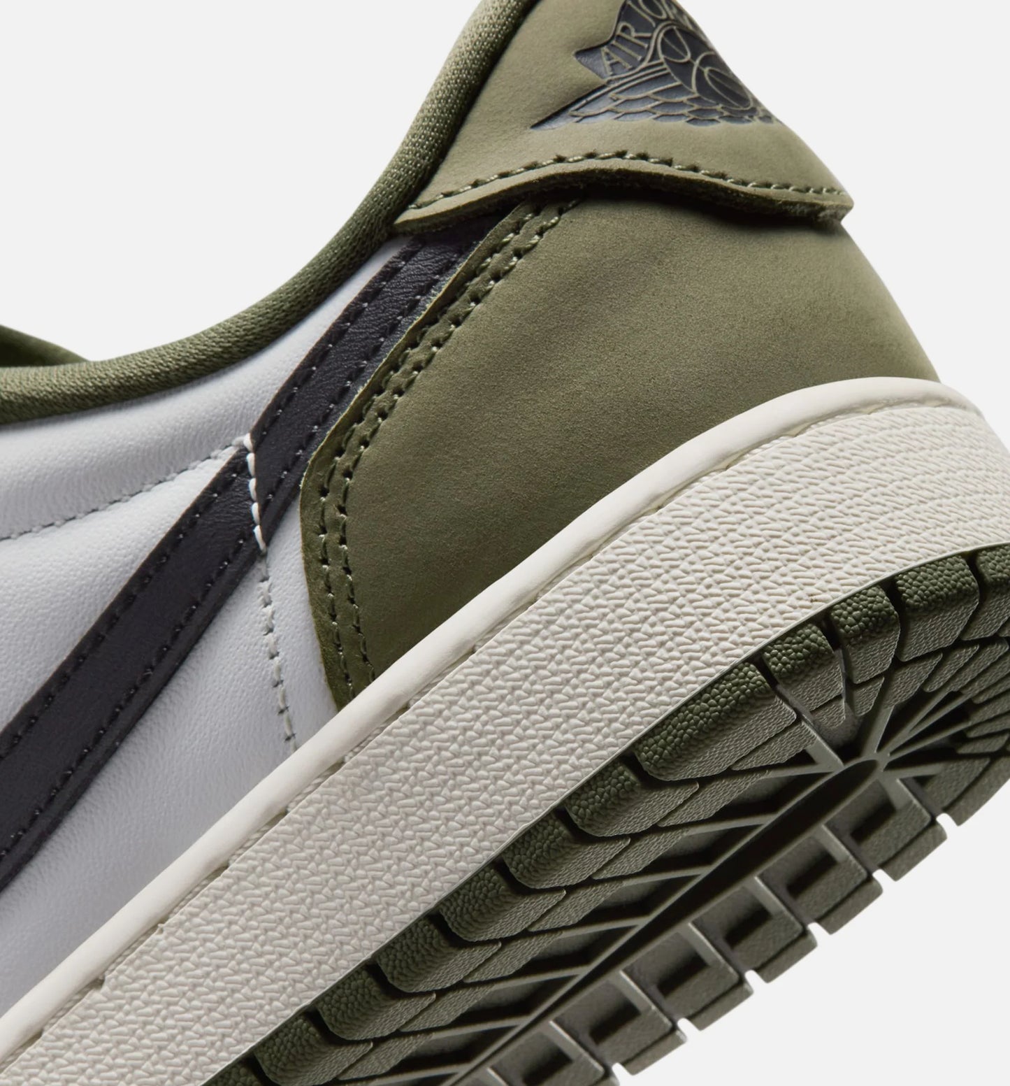 Air Jordan 1 Low OG Medium Olive And Summit White Grade School Lifestyle Shoe Medium Olive Black Summit White Sail