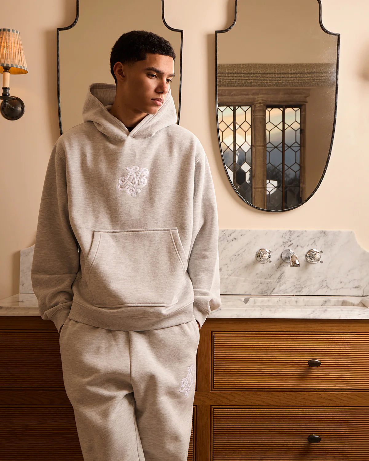 THE SUITE HOODIE JOGGER