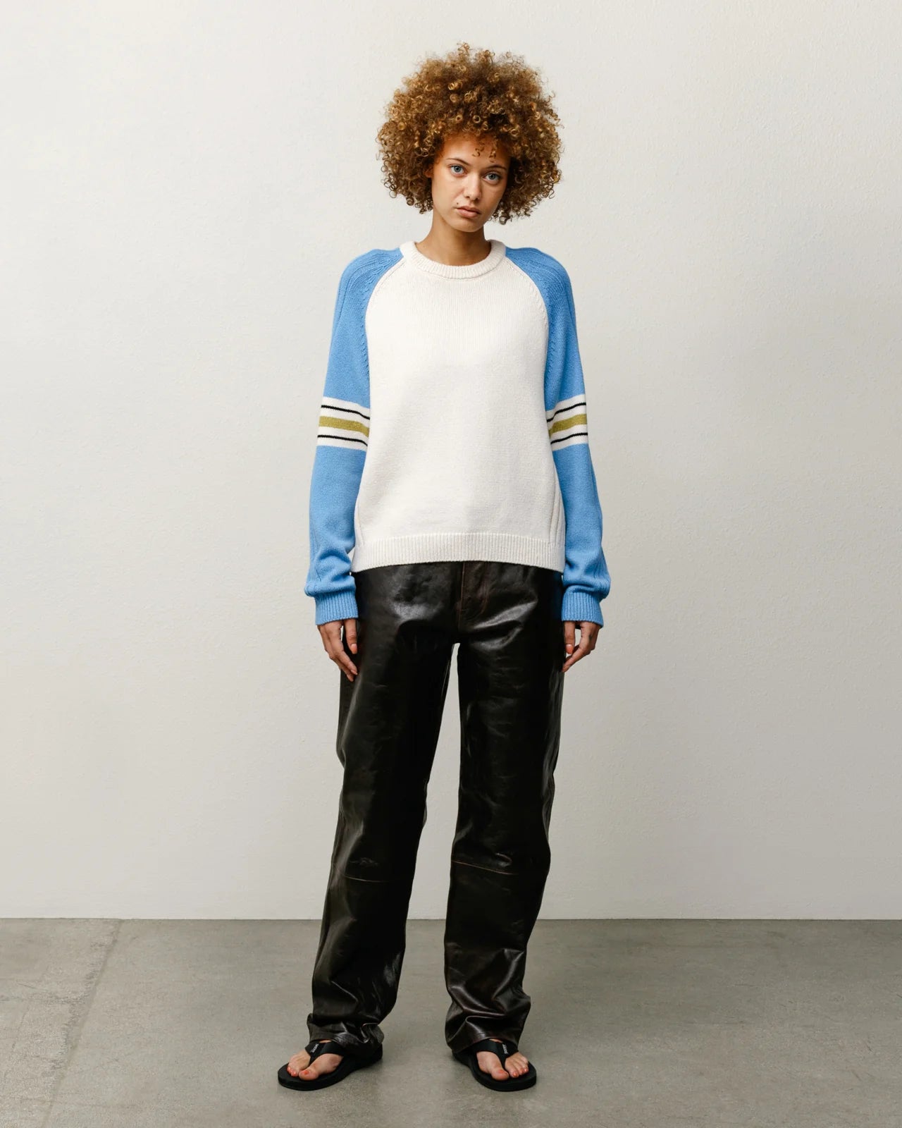 STRIPE RAGLAN CREW