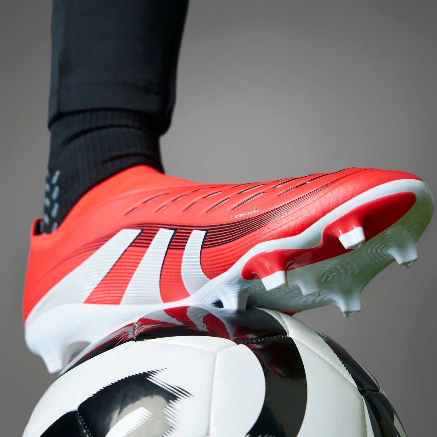 adidas Predator League Laceless FG MG Firm Multi Ground Boots Red
