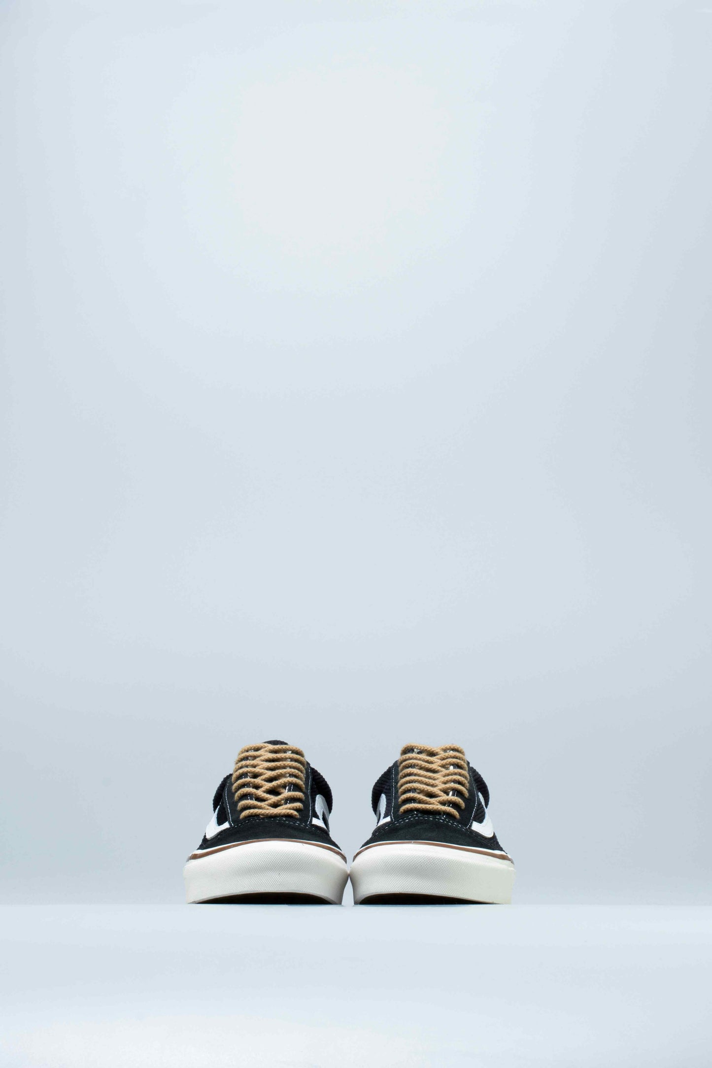 Anaheim Factory Old Skool 36 DX Mens Shoe OG Black Suede Corduroy