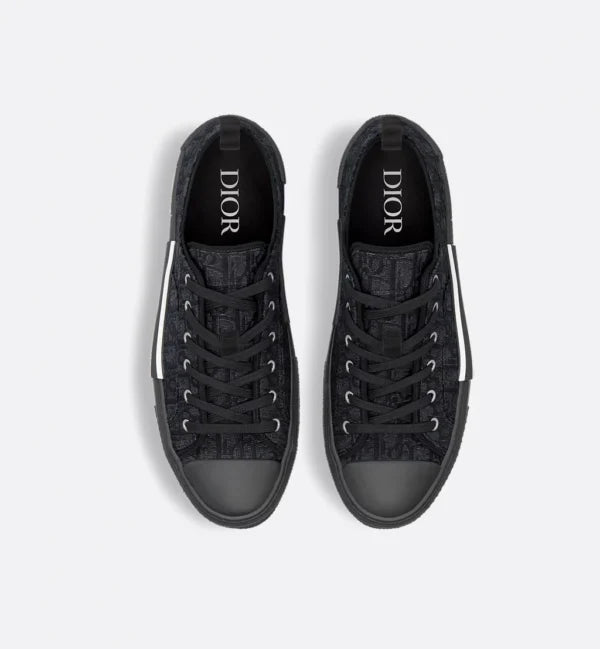 B23 League Low Top Sneaker