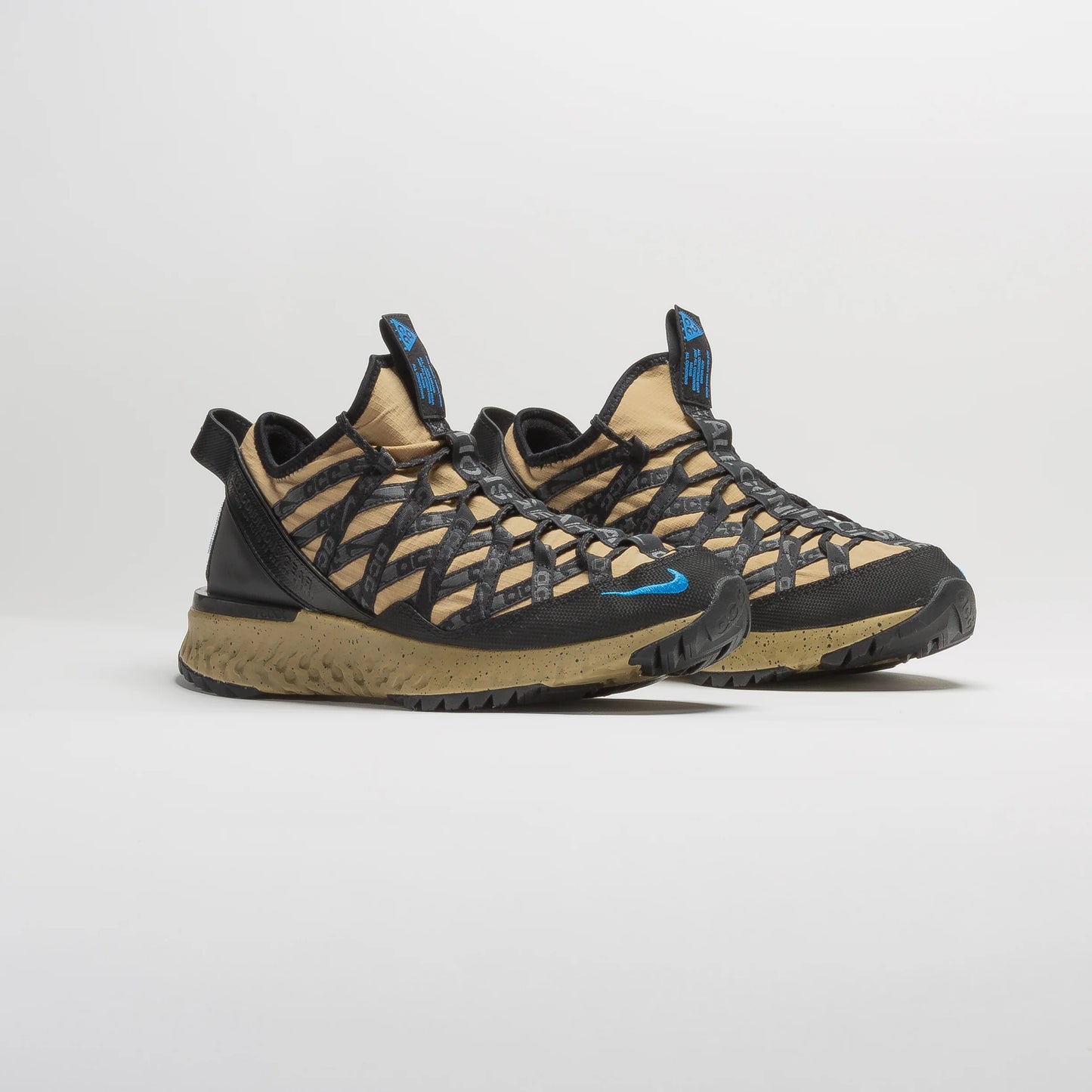 ACG React Terra Gobe Mens Running Shoe Tan Black