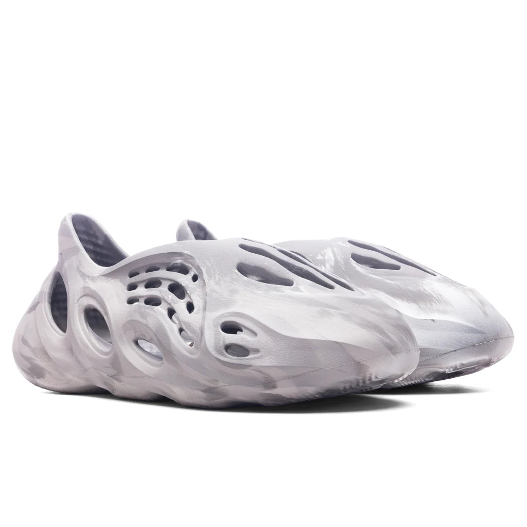Yeezy Foam RNR Antoca MX Granite