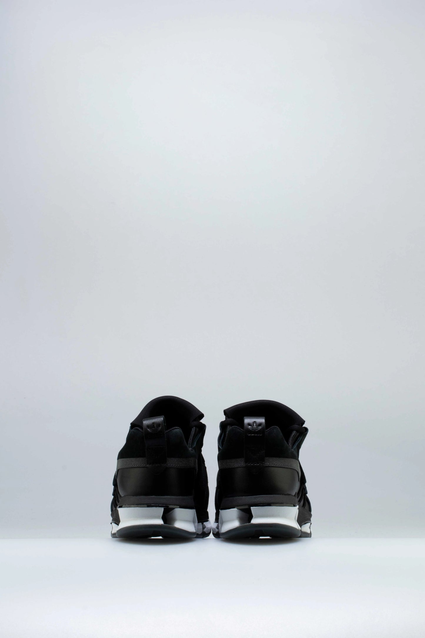 Twinstrike ADV Stretch Leather Mens Shoe Black White