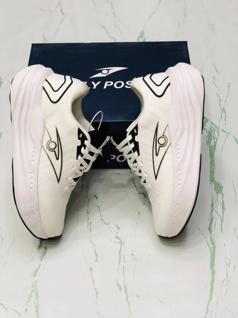 ANTA PG7 WHITE AND BLACK