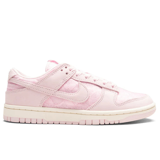 Womens Dunk Low Regal Pink Pink Foam Soft Pearl