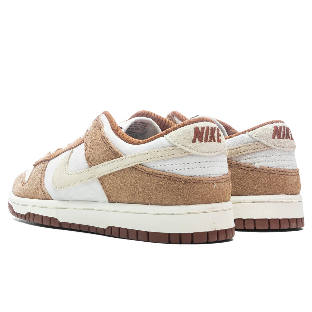 Dunk Low Retro Premium Medium Curry Sail Fossil