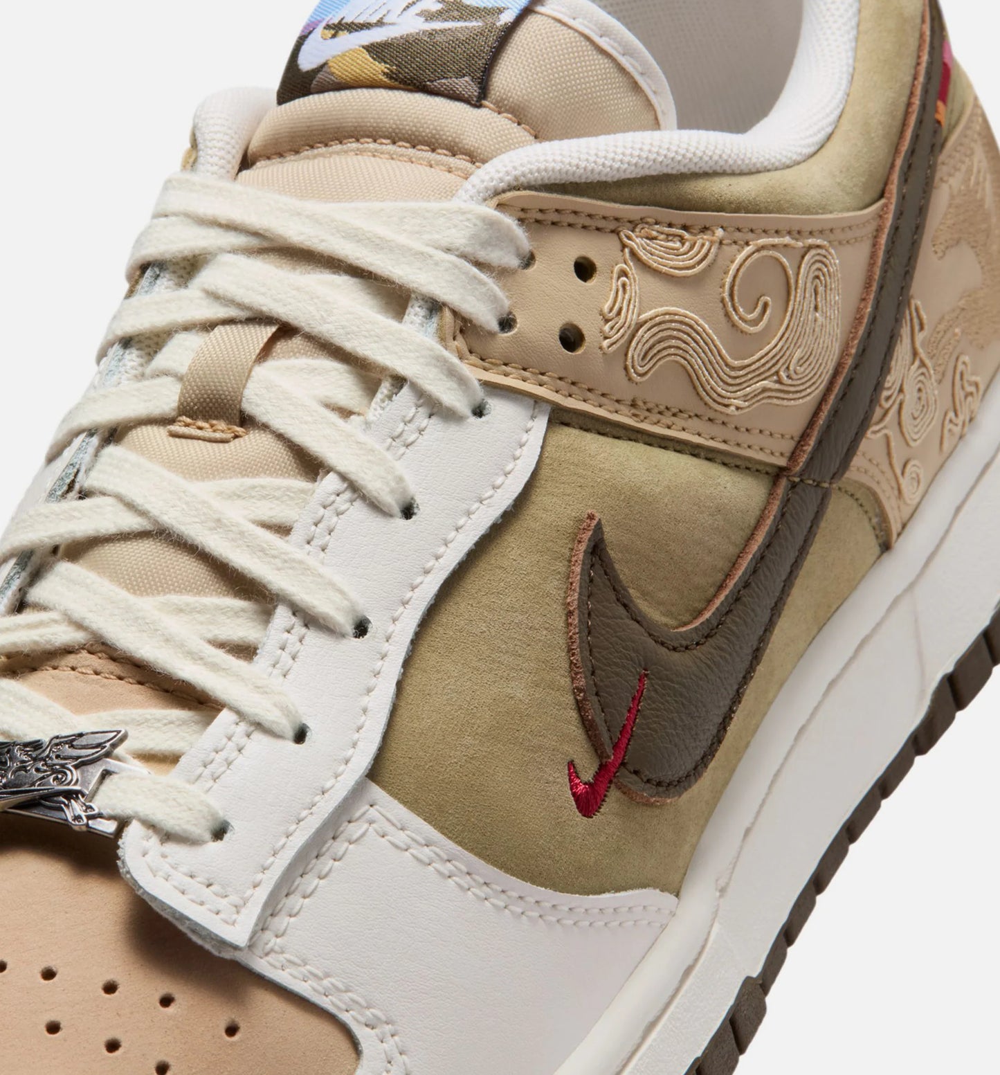 Dunk Low SE Lunar New Year Mens Lifestyle Shoe Linen Phantom Neutral Olive Dark Hazel