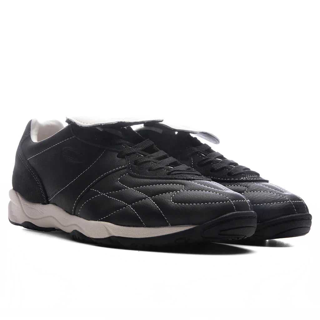 King Indoor Icons Puma Black Frosted Ivory