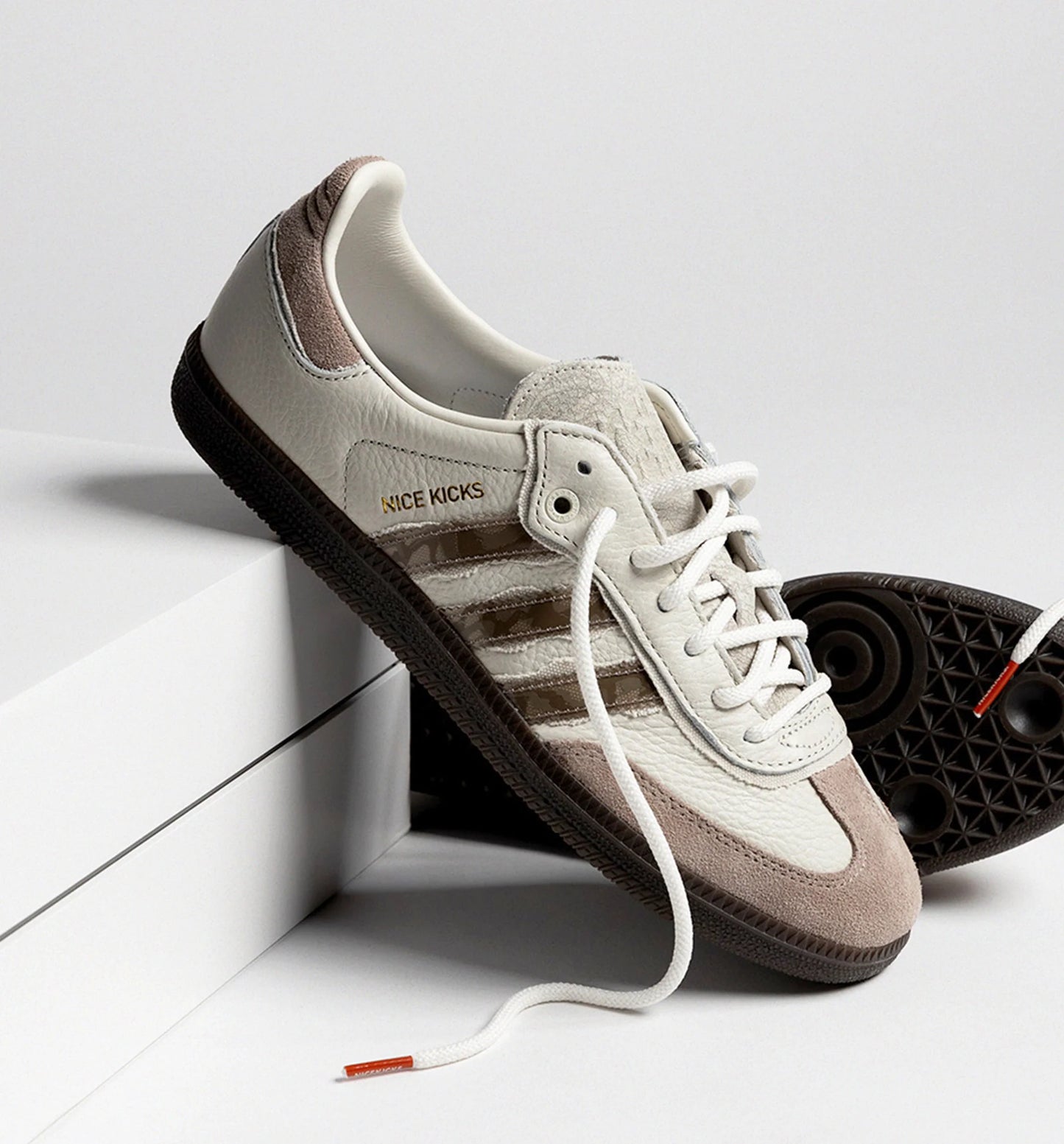 Nice Kicks Samba OG Mens Lifestyle Shoe Talc Brown Pantone Free Shipping