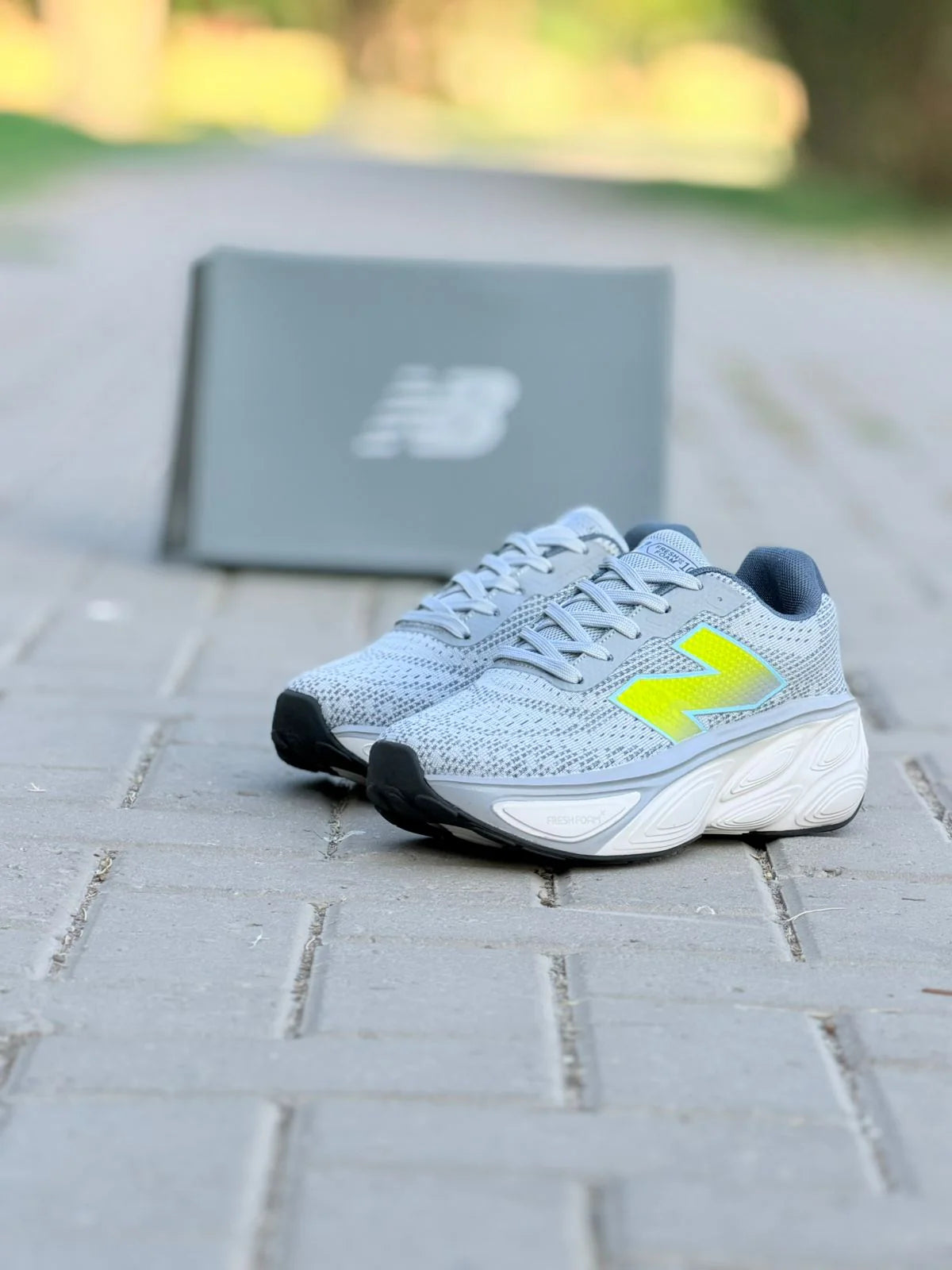 FRESH FOAM X 1080 GRAY AND YELLOW