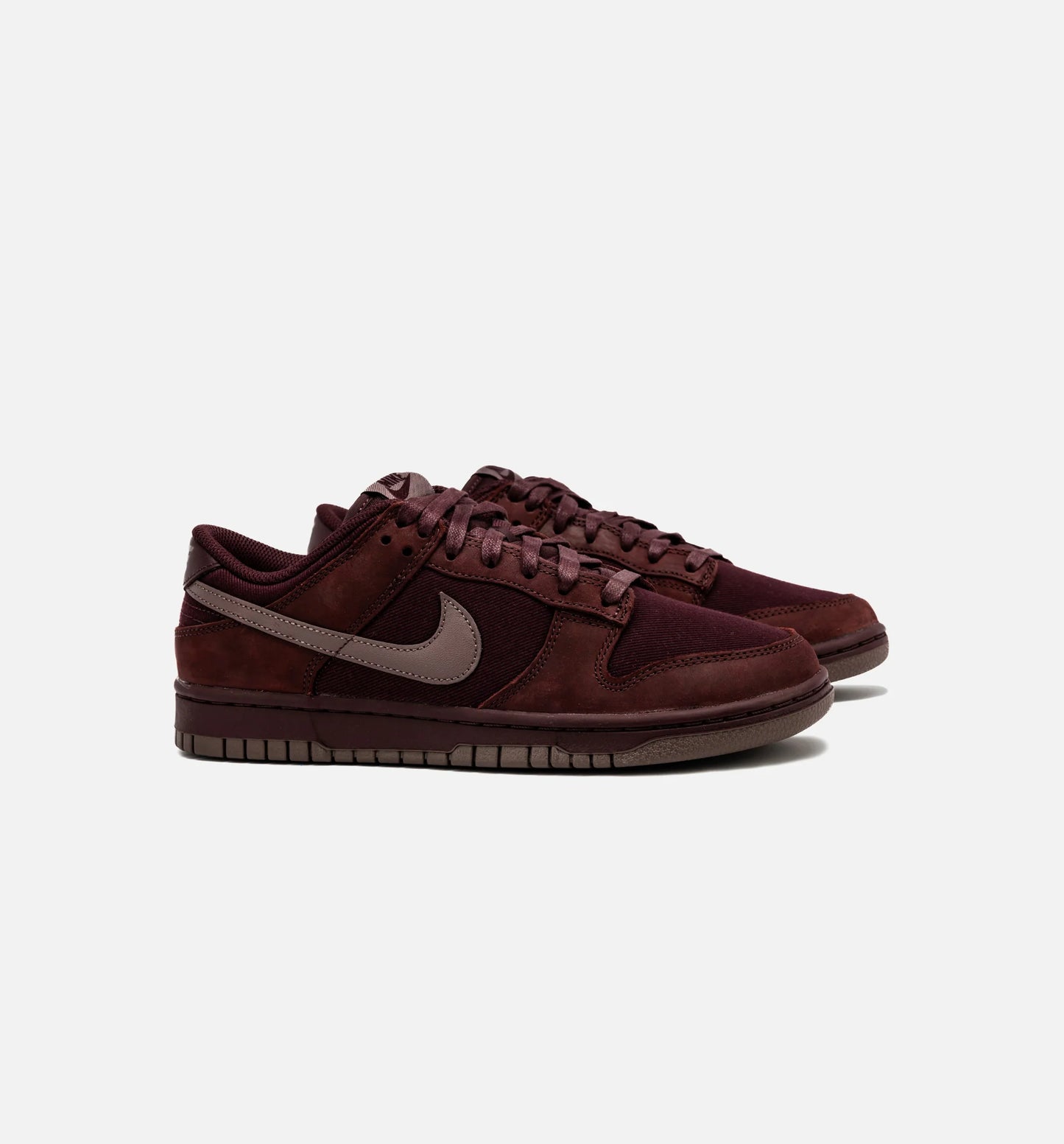 Dunk Low PRM Burgundy Crush Mens Lifestyle Shoe Burgundy Crush Plum Eclipse Platinum Tint Free Shipping