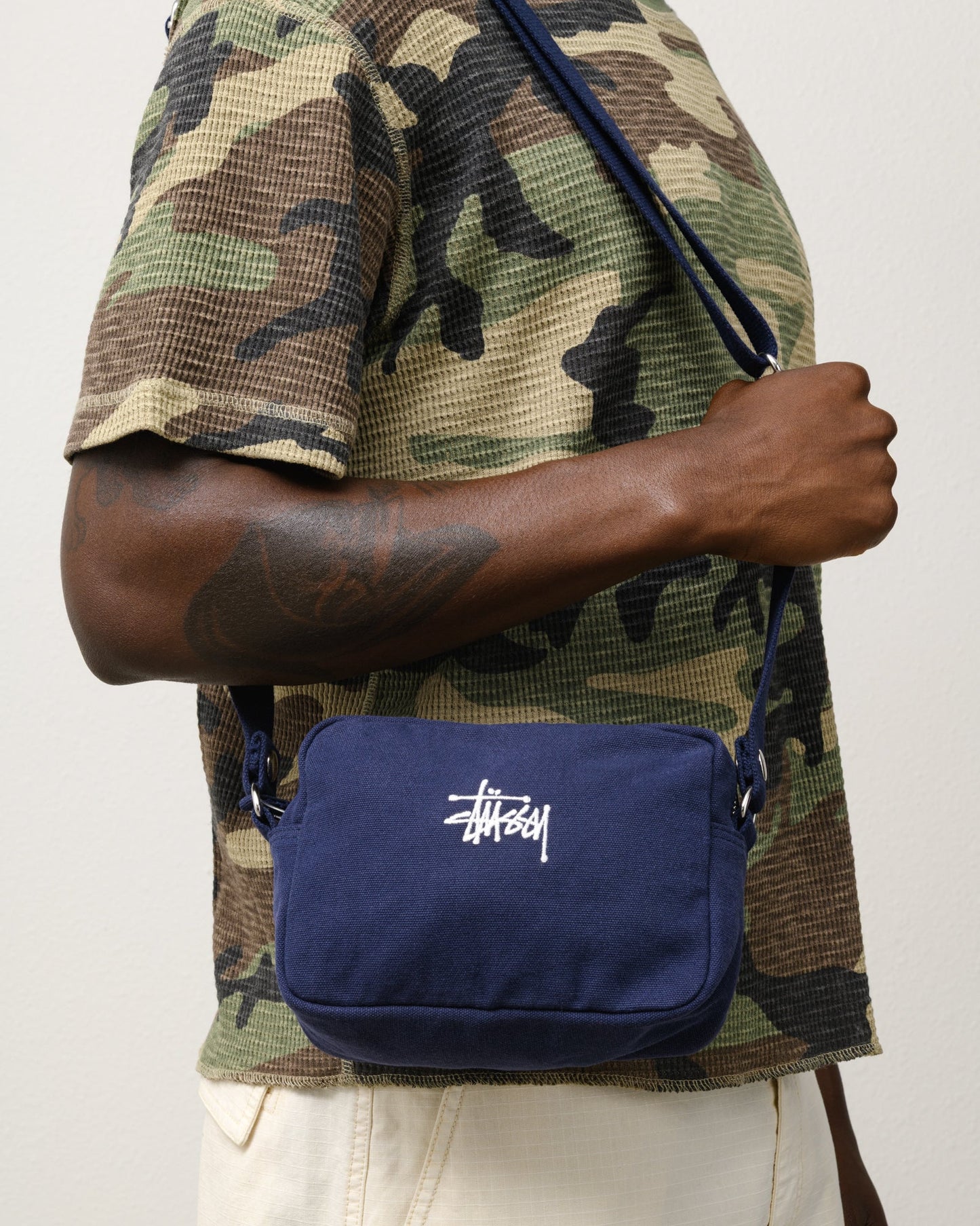 CANVAS POUCH