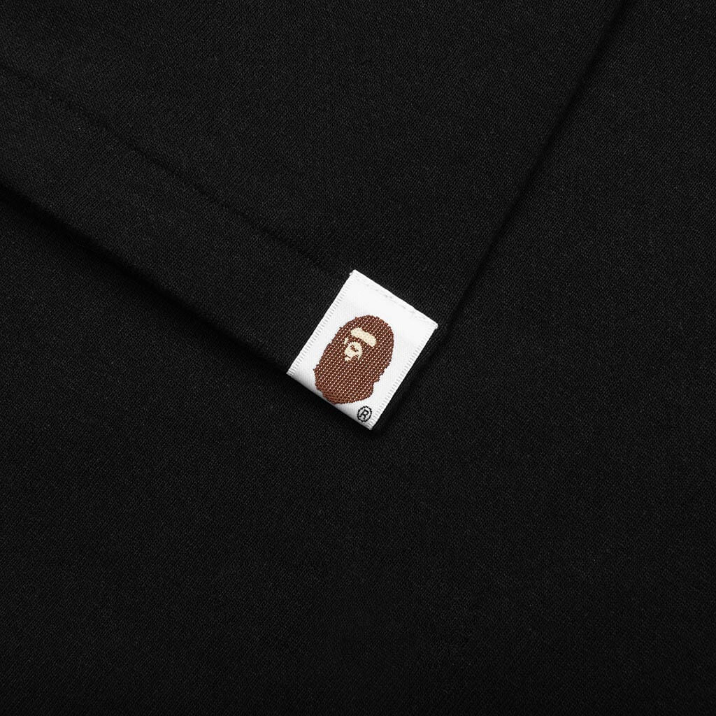 Souvenir Graphic Tee Black