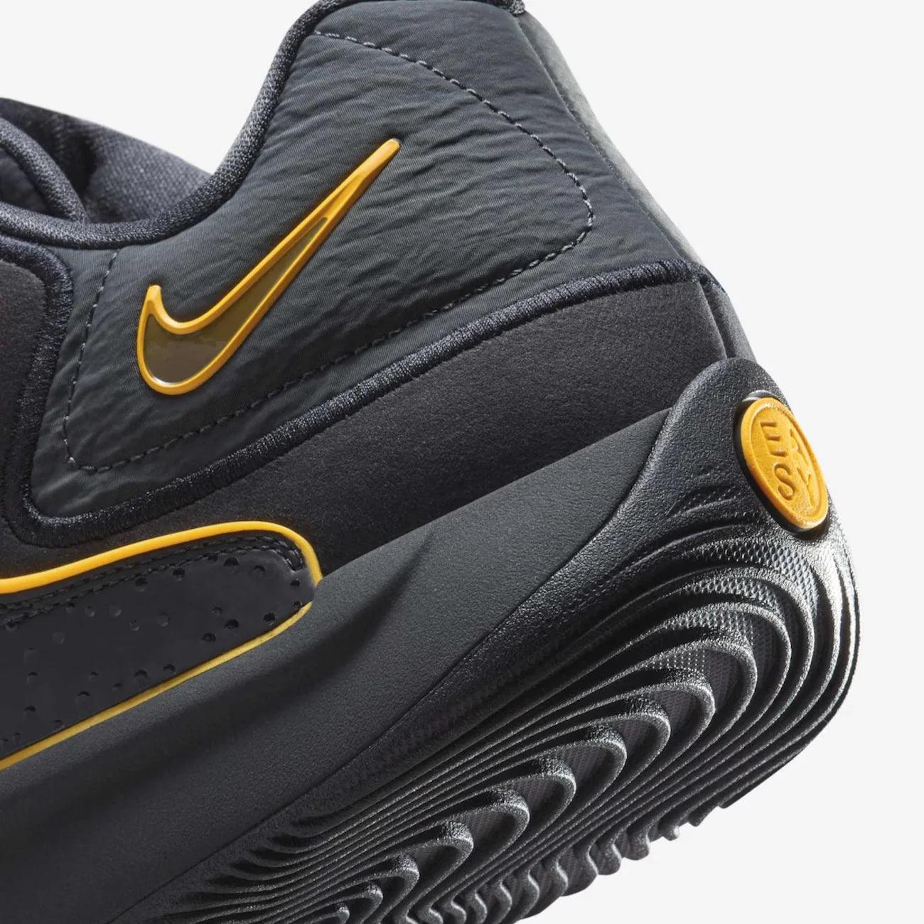 Tenis Nike KD18 Preto Amarelo