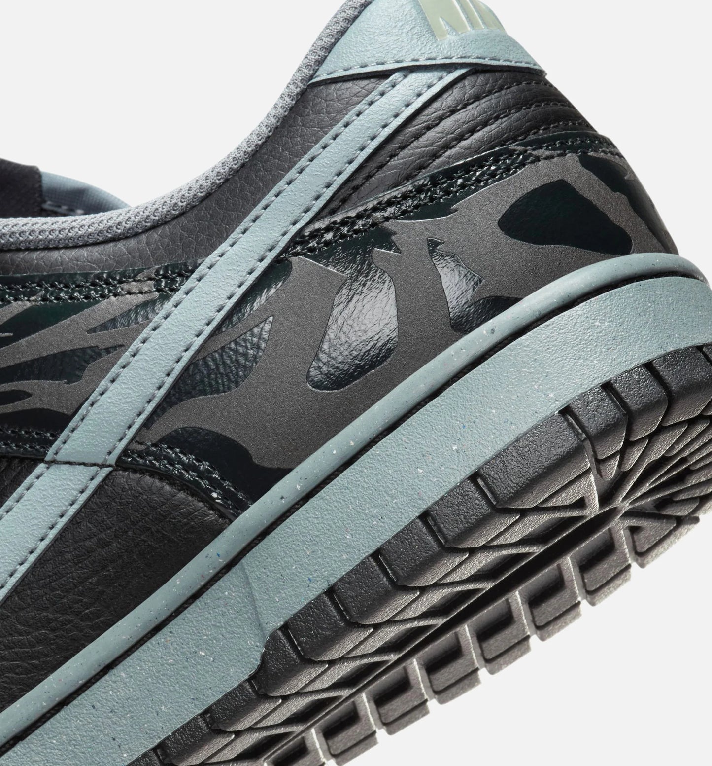 Dunk Low Retro Quickstrike Mens Lifestyle Shoe Cool Grey Black Jade Horizon